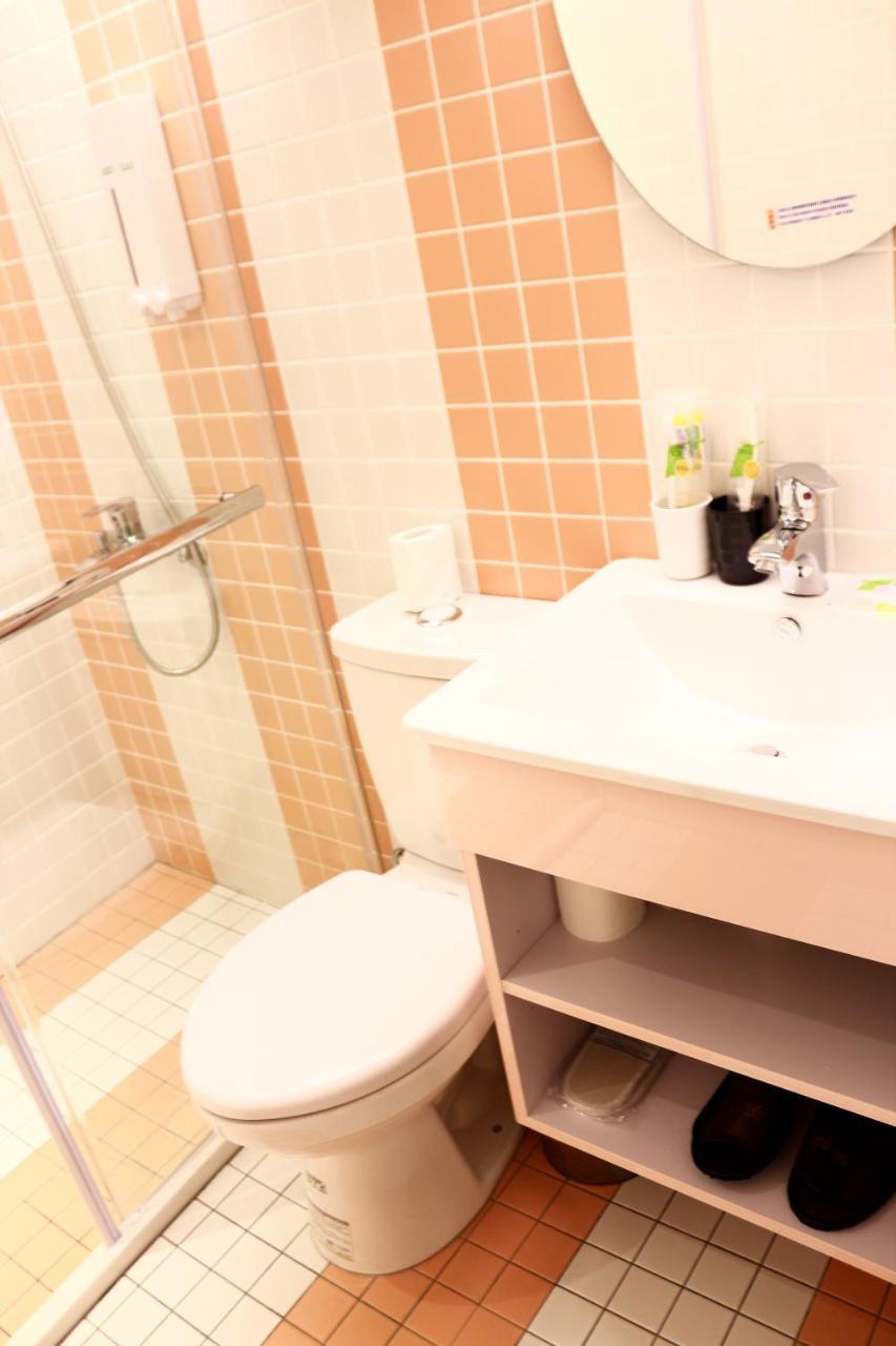 Haozhan Hotel Тайпей Екстериор снимка