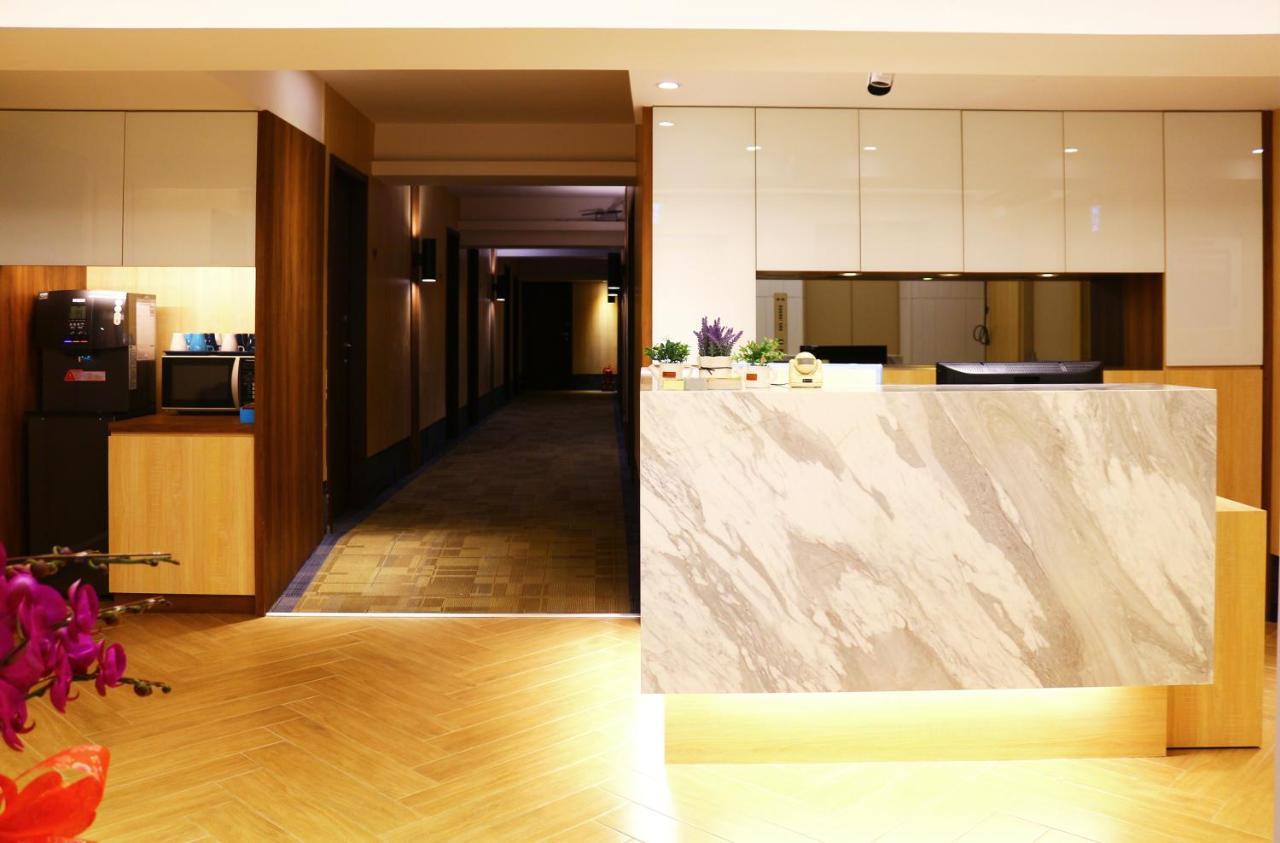 Haozhan Hotel Тайпей Екстериор снимка